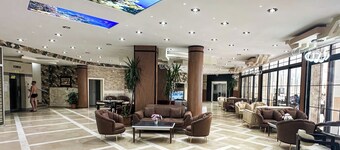 Monte Carlo Hotel - All Inclusive