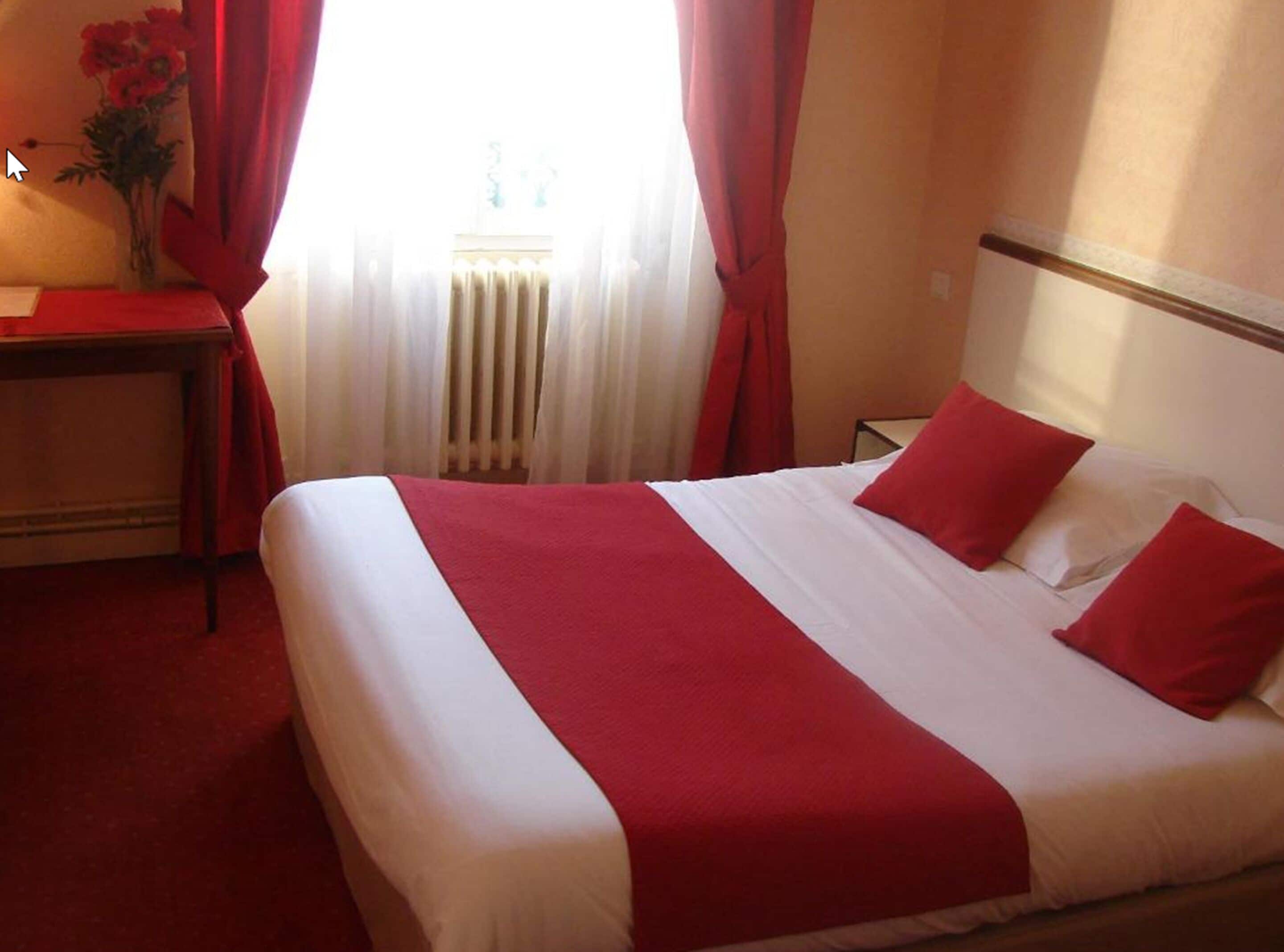 Quarto casal | Escrivaninha, quartos à prova de som, Wi-Fi de cortesia, roupa de cama