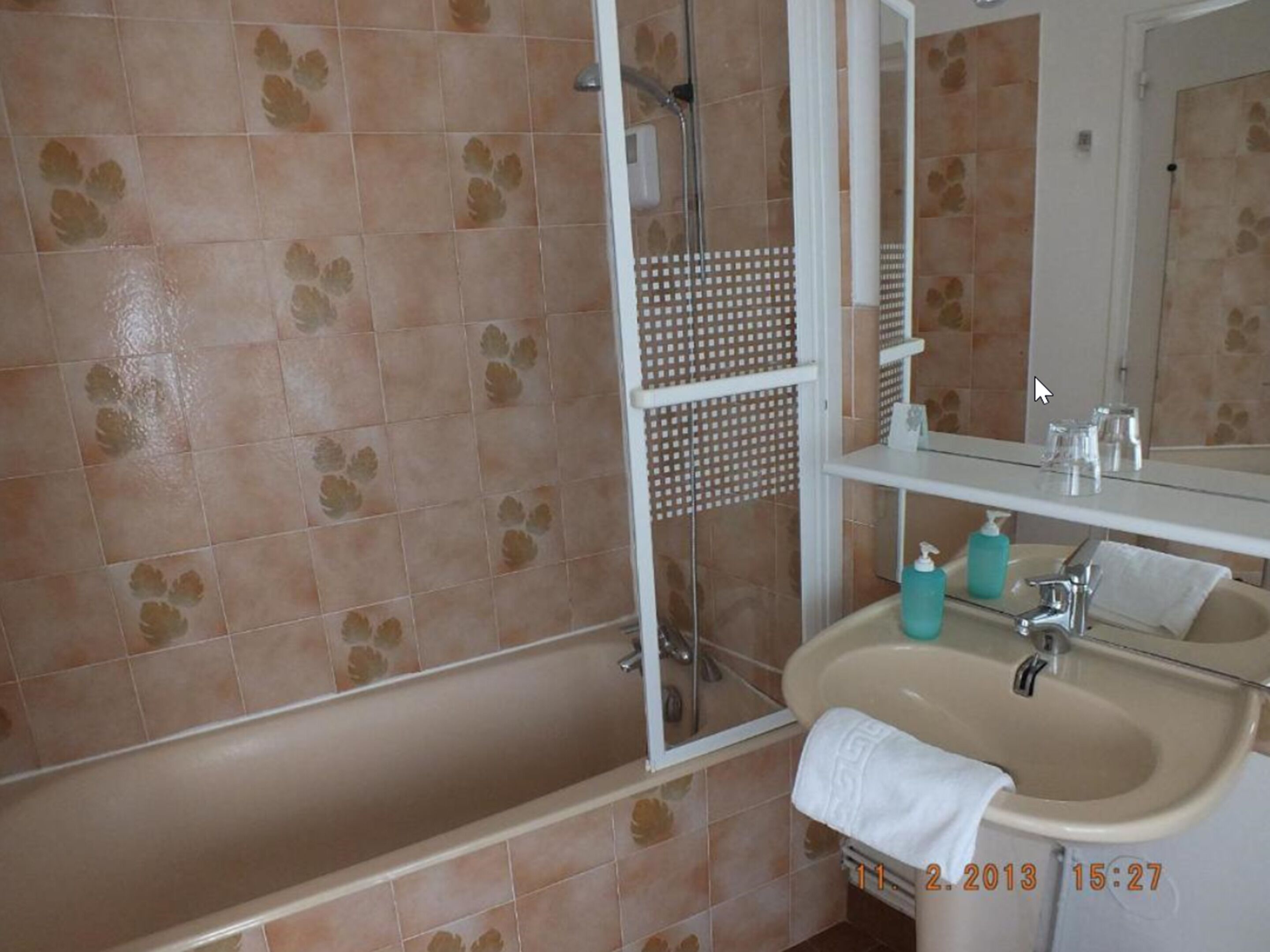 economy double room (no lift access) | bathroom | hair dryer, towels