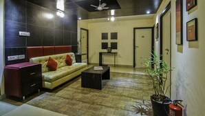 Interior - Treebo Trip Hive (Chennai)