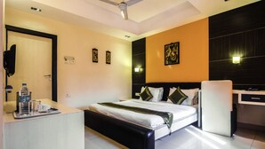 Deluxe Room | Rollaway beds (surcharge), WiFi (free) - Treebo Trip Hive (Chennai)