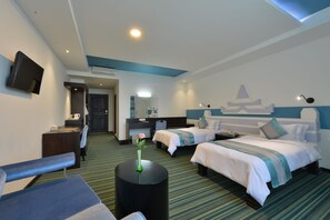 Deluxe Room | Minibar, in-room safe, desk, blackout drapes - Hotel Marvel (Mandalay)