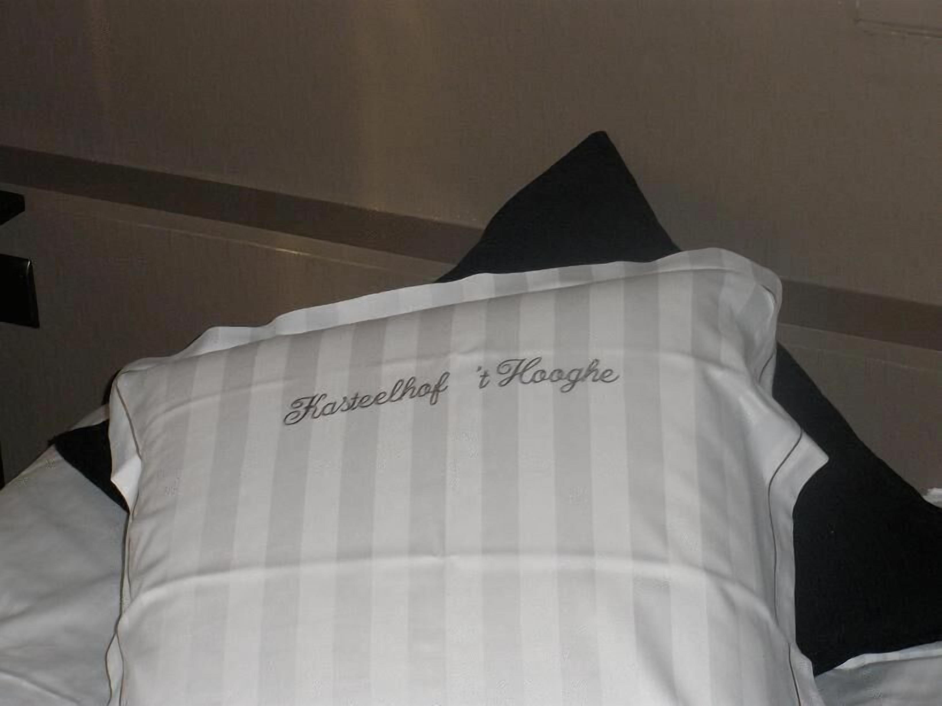 desk, iron/ironing board, cots/infant beds, free wifi