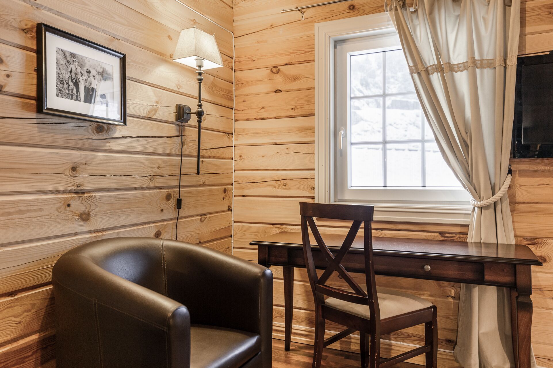 family room (3 or 4 beds) | premium bedding, free wifi, bed sheets