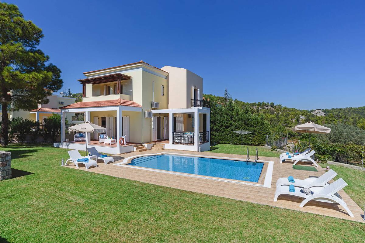 Villa, 3 Bedrooms (for six people) | Terrace/patio