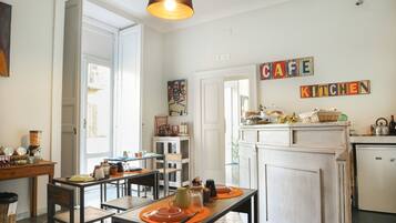 Room (Pulcinella) | Shared kitchen