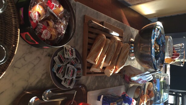 Breakfast area - Hotel Evan (Lempdes-sur-Allagnon)