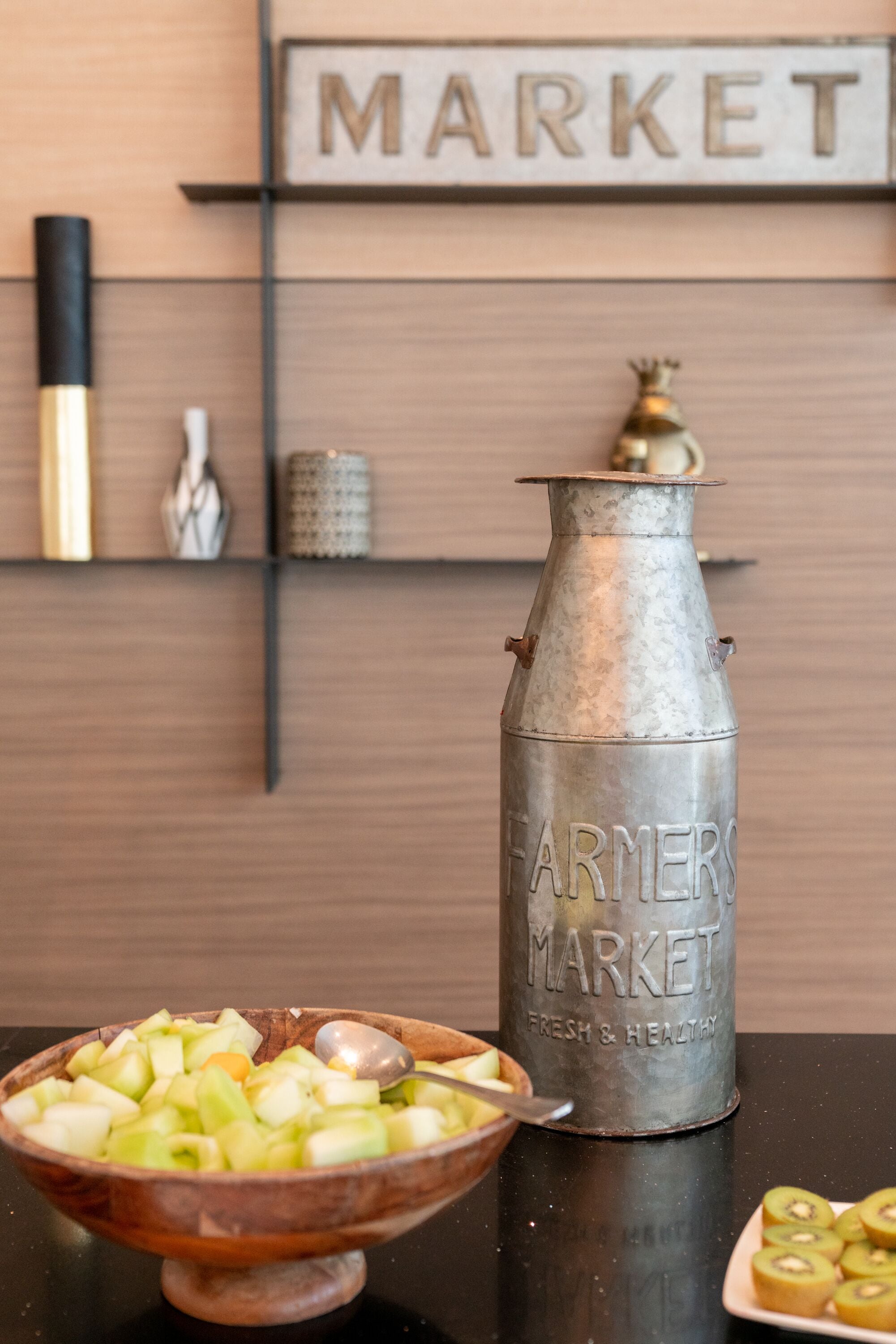 daily buffet breakfast (usd 32.60 per person)