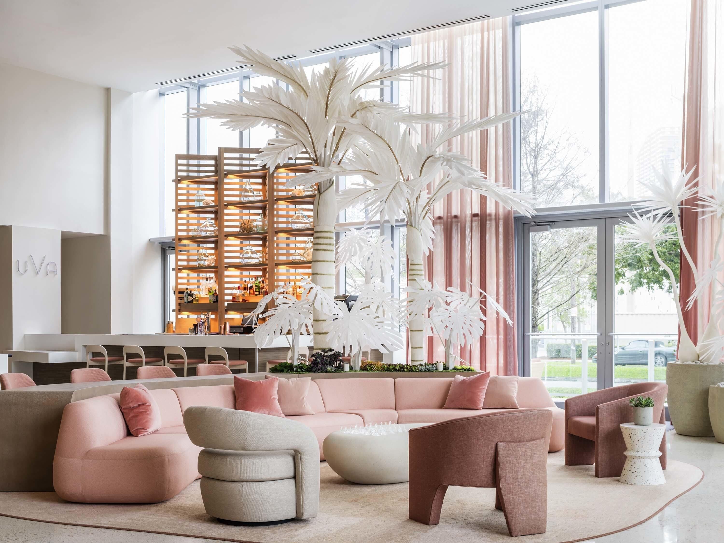 泳池景觀、每日營業