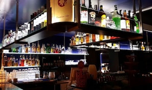 Bar (en la propiedad)
