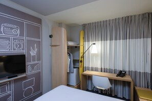 Standard Room, 1 Double Bed, Non Smoking | Minibar, in-room safe, desk, free WiFi - Ibis Fortaleza Centro De Eventos (Fortaleza)