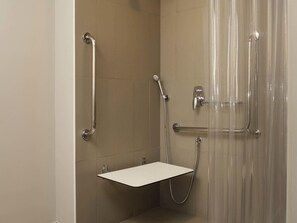 Standard Room, 1 Double Bed, Accessible (Adapted) | Minibar, in-room safe, desk, free WiFi - Ibis Fortaleza Centro De Eventos (Fortaleza)