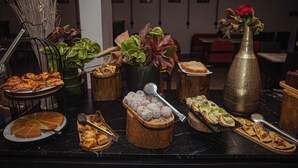 Bữa sáng buffet
