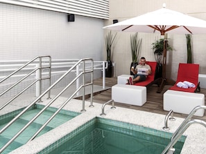 Outdoor pool - Novotel Santos Gonzaga (Santos)