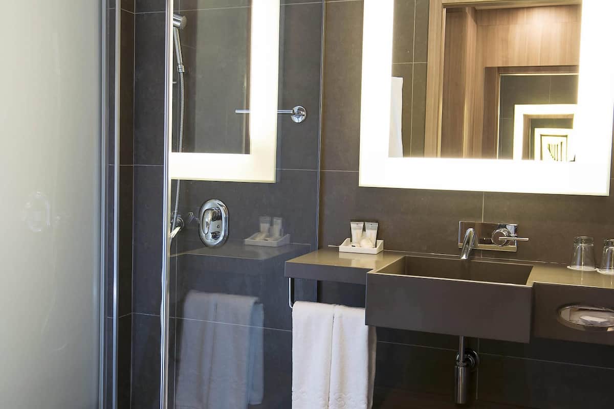 Minibar, in-room safe, desk, blackout curtains