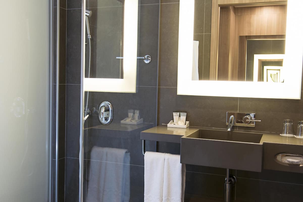 Minibar, in-room safe, desk, blackout curtains