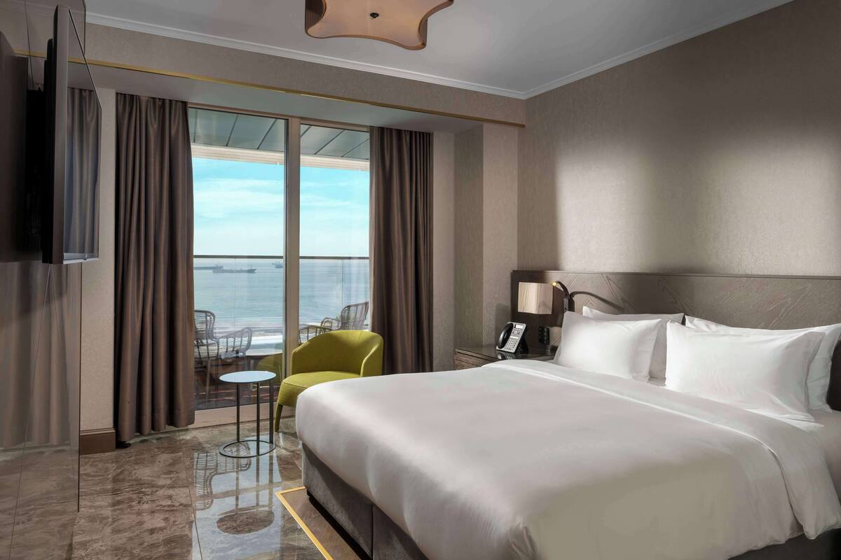Premium Oda, Balkon, Deniz Manzaralı | Kuştüyü yorgan, minibar, odada kasa, güneşlik/perde 