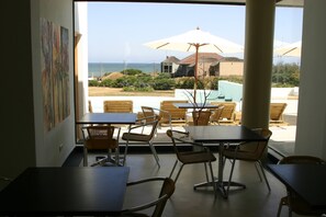 Lobby sitting area - Posada de los Pajaros (Punta del Este)