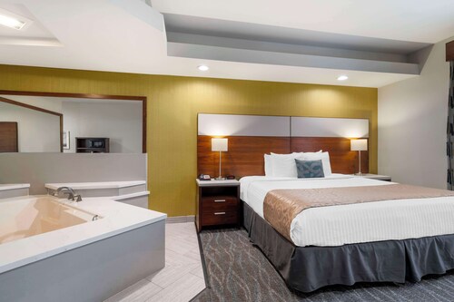 Best Western Plus Gardena Inn & Suites