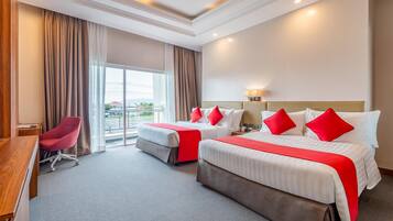 Minibar, in-room safe, desk, laptop workspace