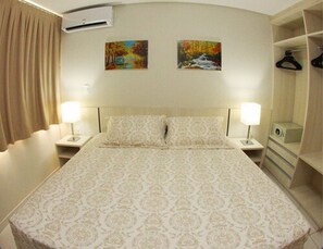 Minibar, individually decorated, desk, free cribs/infant beds