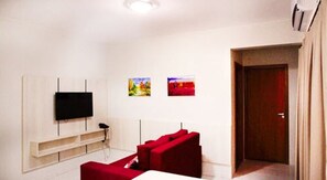 LCD TV