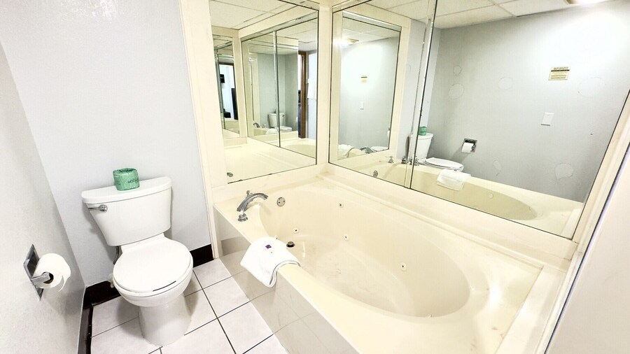 Motel 6 Dyersburg, TN