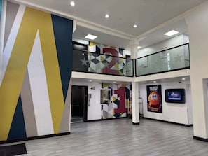 Lobby - Motel 6 Hollywood (Los Angeles)