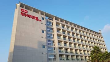 숙박 시설 정면