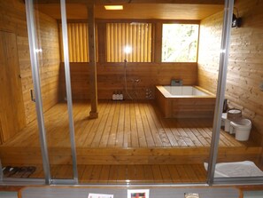트래디셔널룸, 산 전망 (Japanese Style,Standard,Open Air Bath) | 욕실 | 샤워 시설, 무료 세면용품, 헤어드라이어, 슬리퍼
