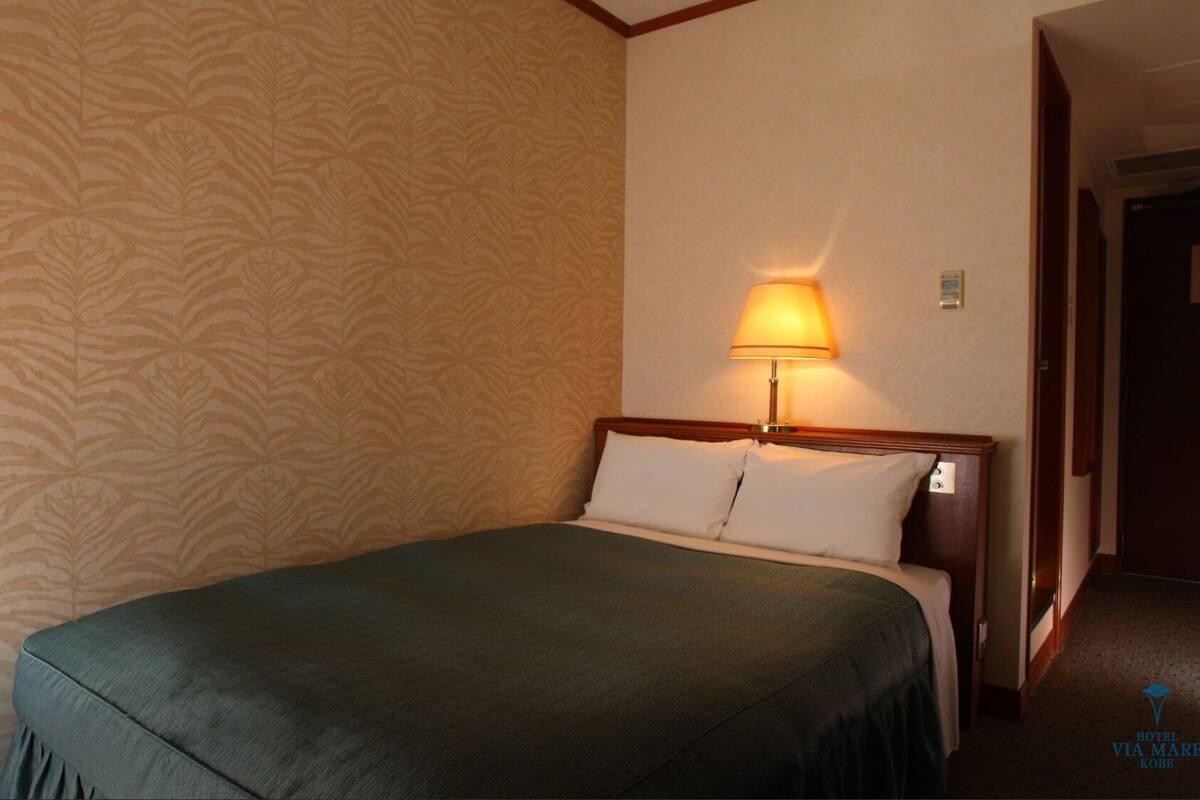 Desk, iron/ironing board (on request), WiFi (free), bed sheets