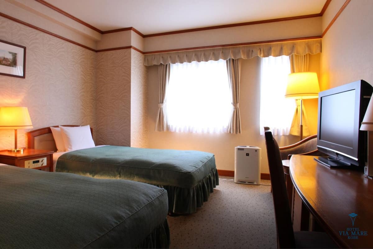 Desk, iron/ironing board (on request), WiFi (free), bed sheets