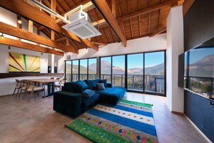 1 bedroom, premium bedding, down duvets, in-room safe