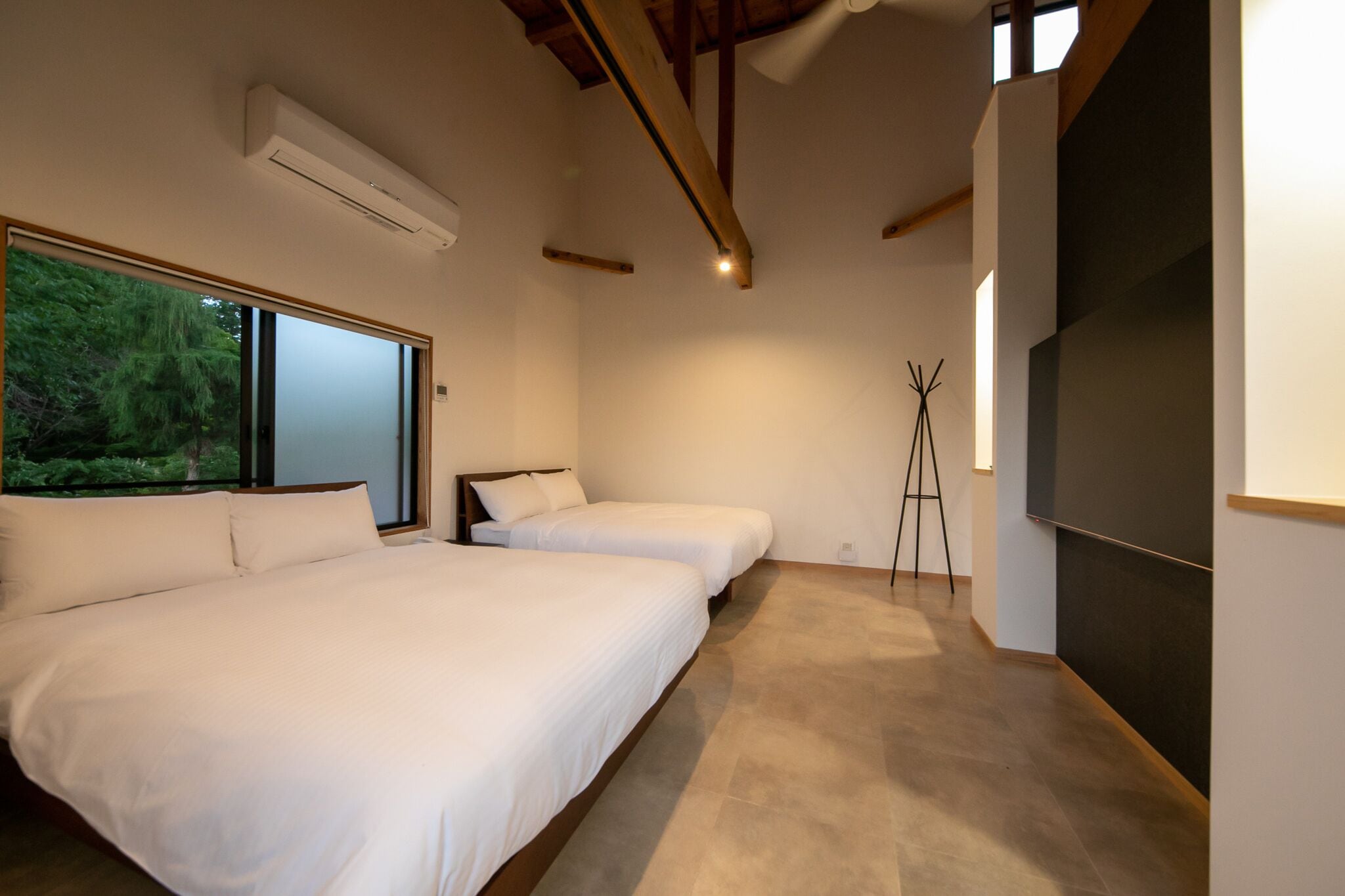 Maison Luxe, bain à remous, vue montagne | 1 chambre, literie de qualité supérieure, couette en duvet d'oie