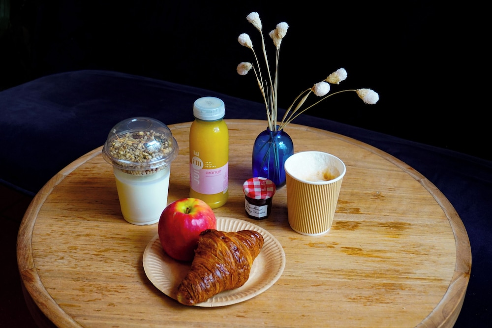 CityHub Amsterdam by null