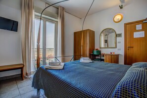 1 chambre, coffres-forts dans les chambres, bureau, Wi-Fi gratuit