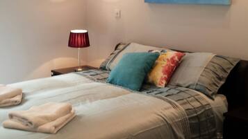 1 bedroom, desk, iron/ironing board, cots/infant beds