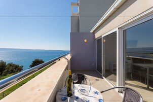 Apartment, Balkon, Meerblick | Terrasse/Patio