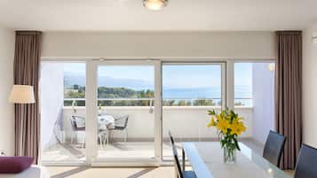 Departamento, balcón, vista al mar | Vista desde la habitación