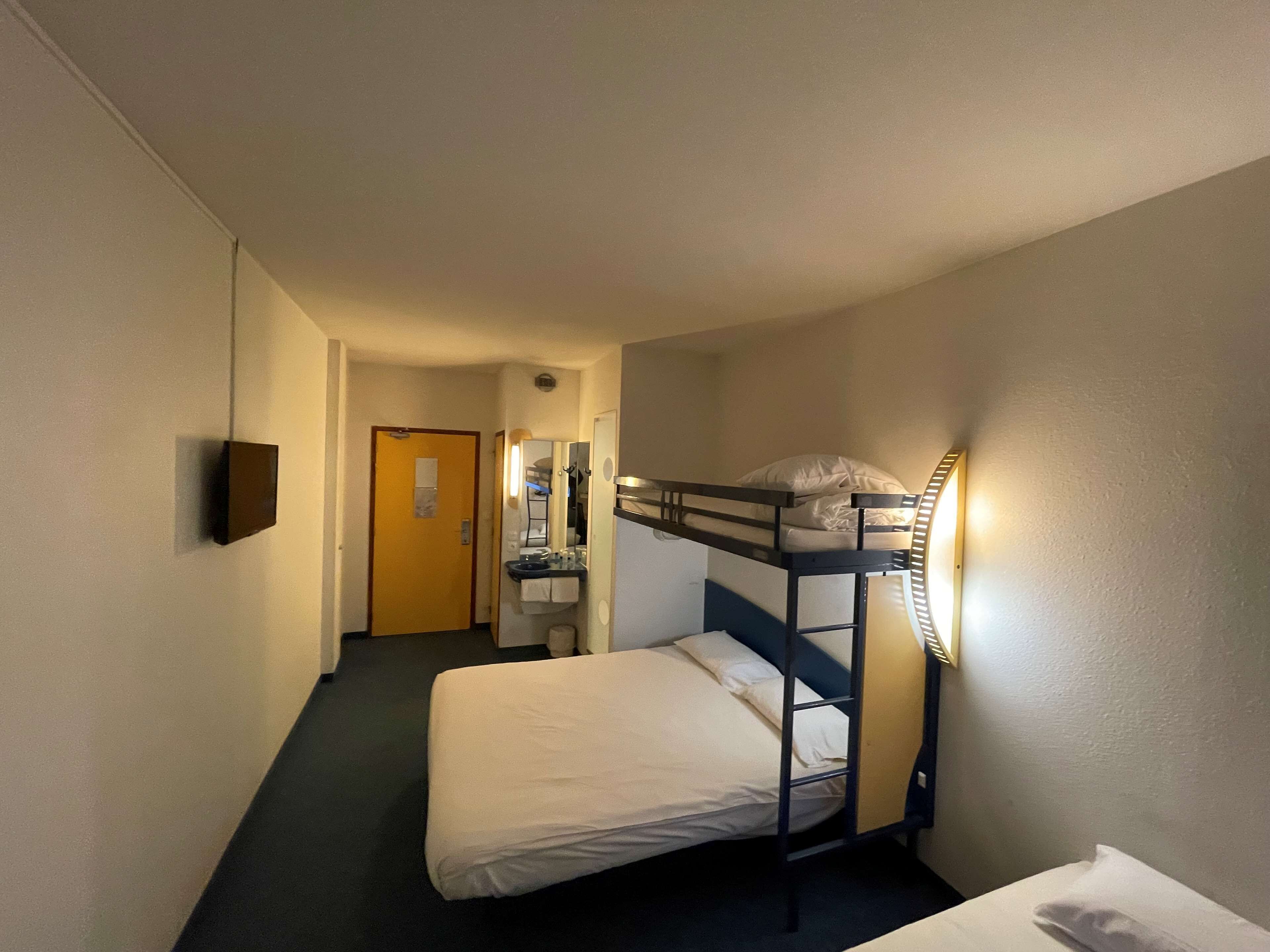 Photo - Kyriad Direct Montauban Centre