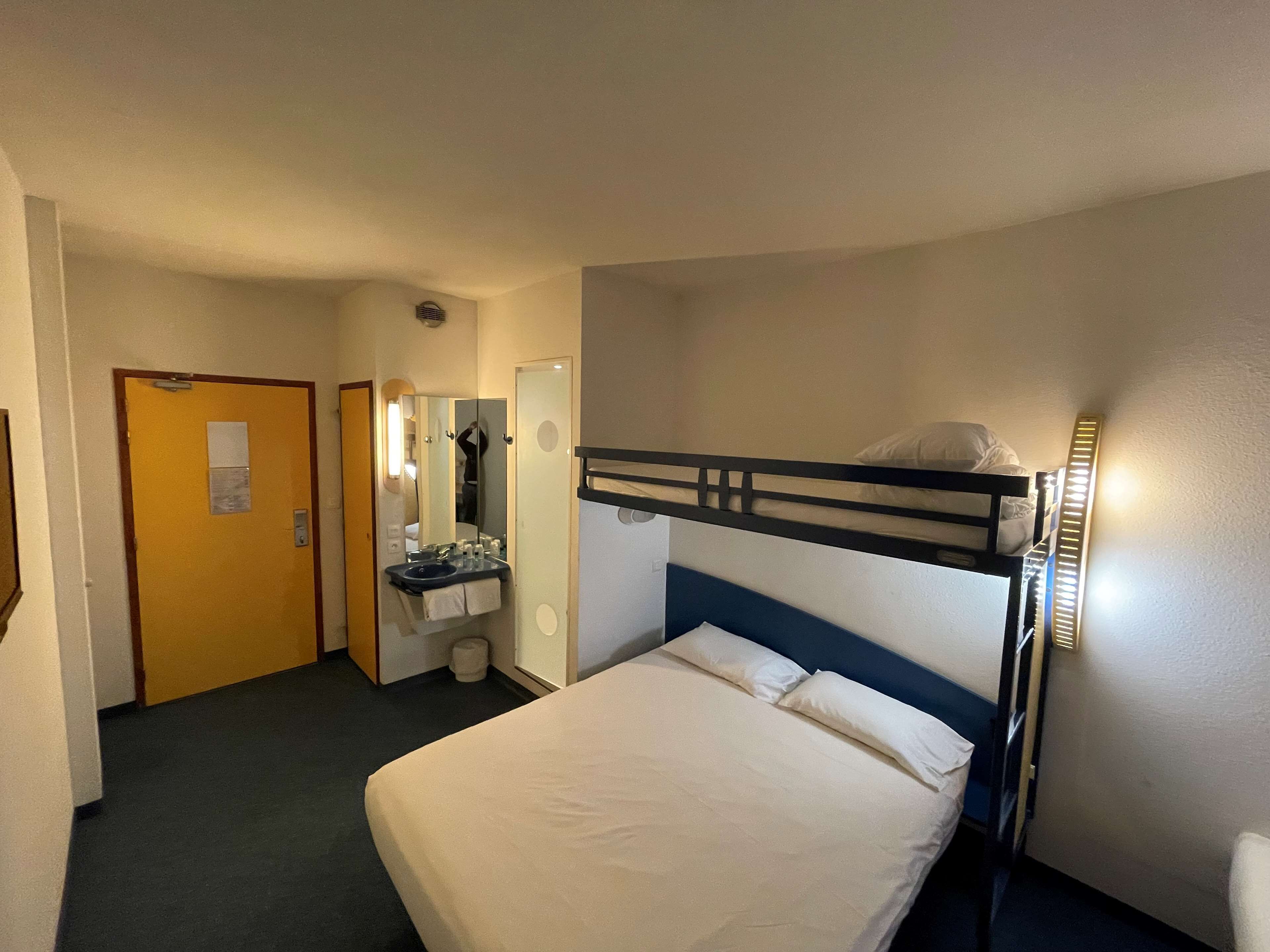 Photo - Kyriad Direct Montauban Centre