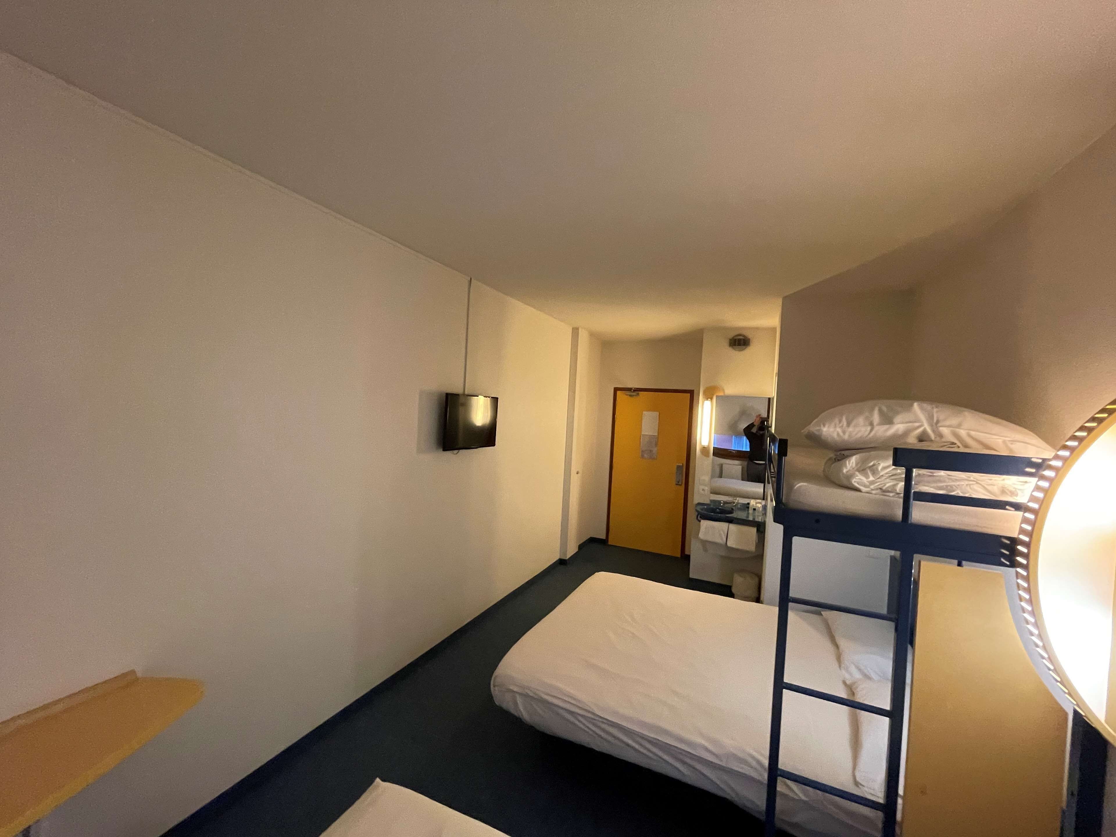 Photo - Kyriad Direct Montauban Centre