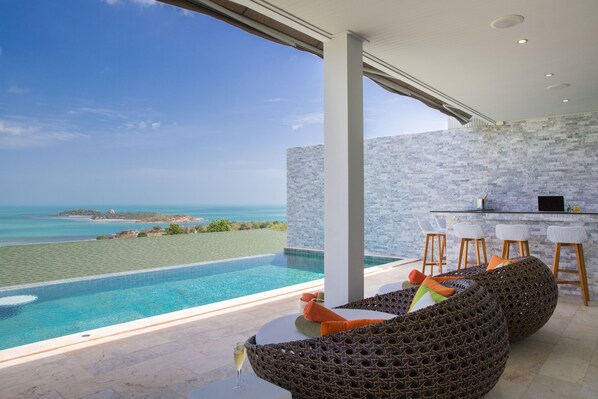 5 Bedrooms Villa | Terrass/Patio