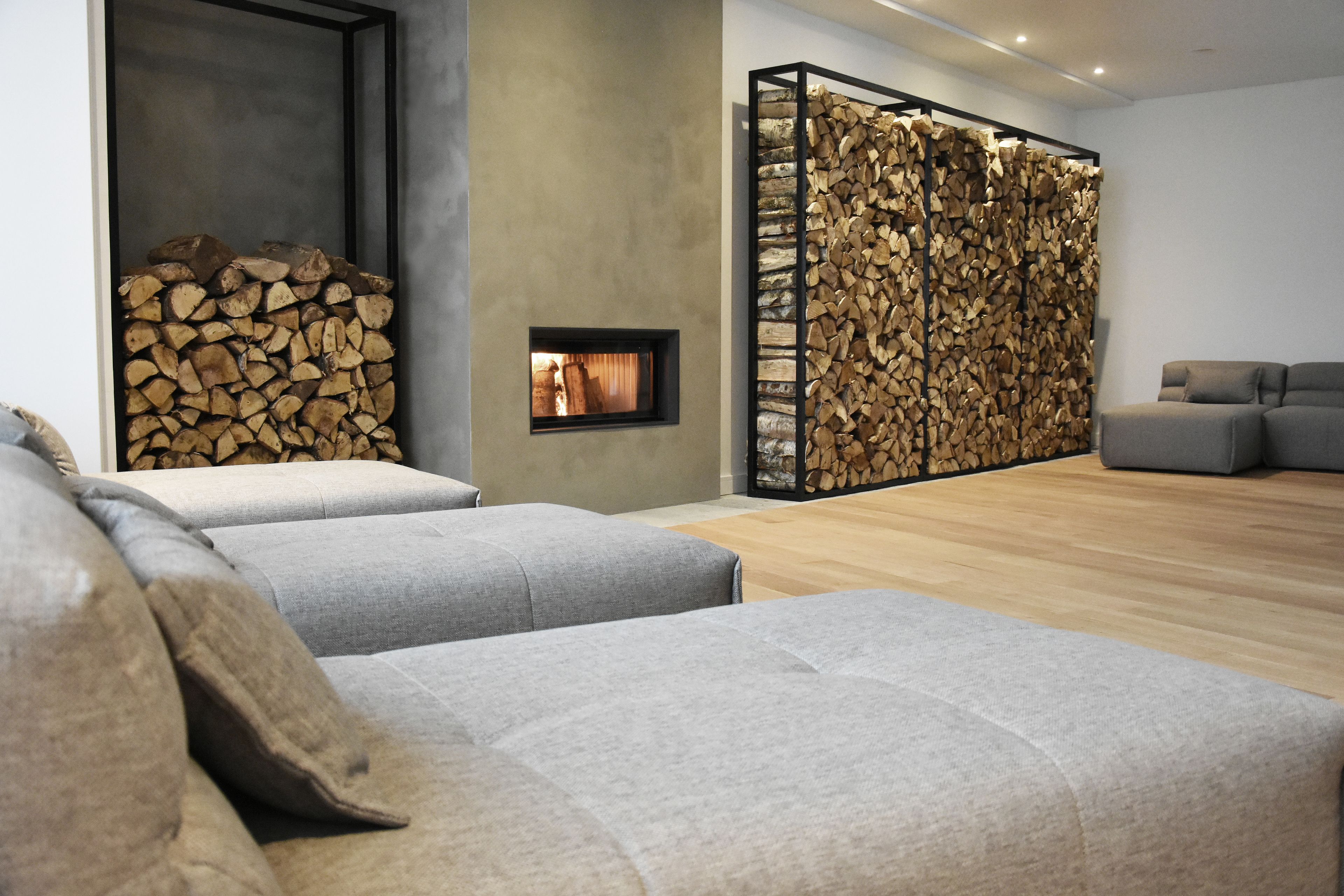 Body treatments, hydrotherapy, aromatherapy, hot stone massages