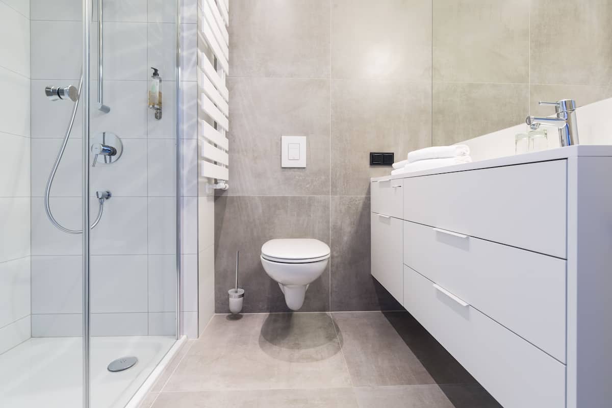 shower, free toiletries, hair dryer, bathrobes