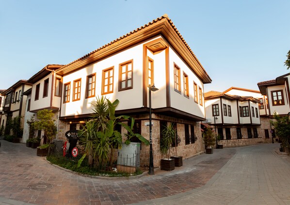 Exterior detail - The Suite Apart Hotel Kaleiçi (Antalya)