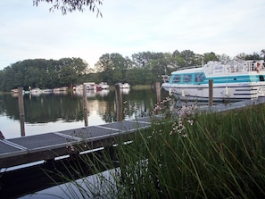 Lake view - Boats & Yachts at Zeuthen Harbor by Kuhnle‑Tours (Zeuthen)