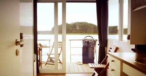 Casa rodante (Barrier-free houseboat Febomobil 990)