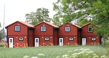 Bergs Slussar Vandrarhem & Stugor - Hostel