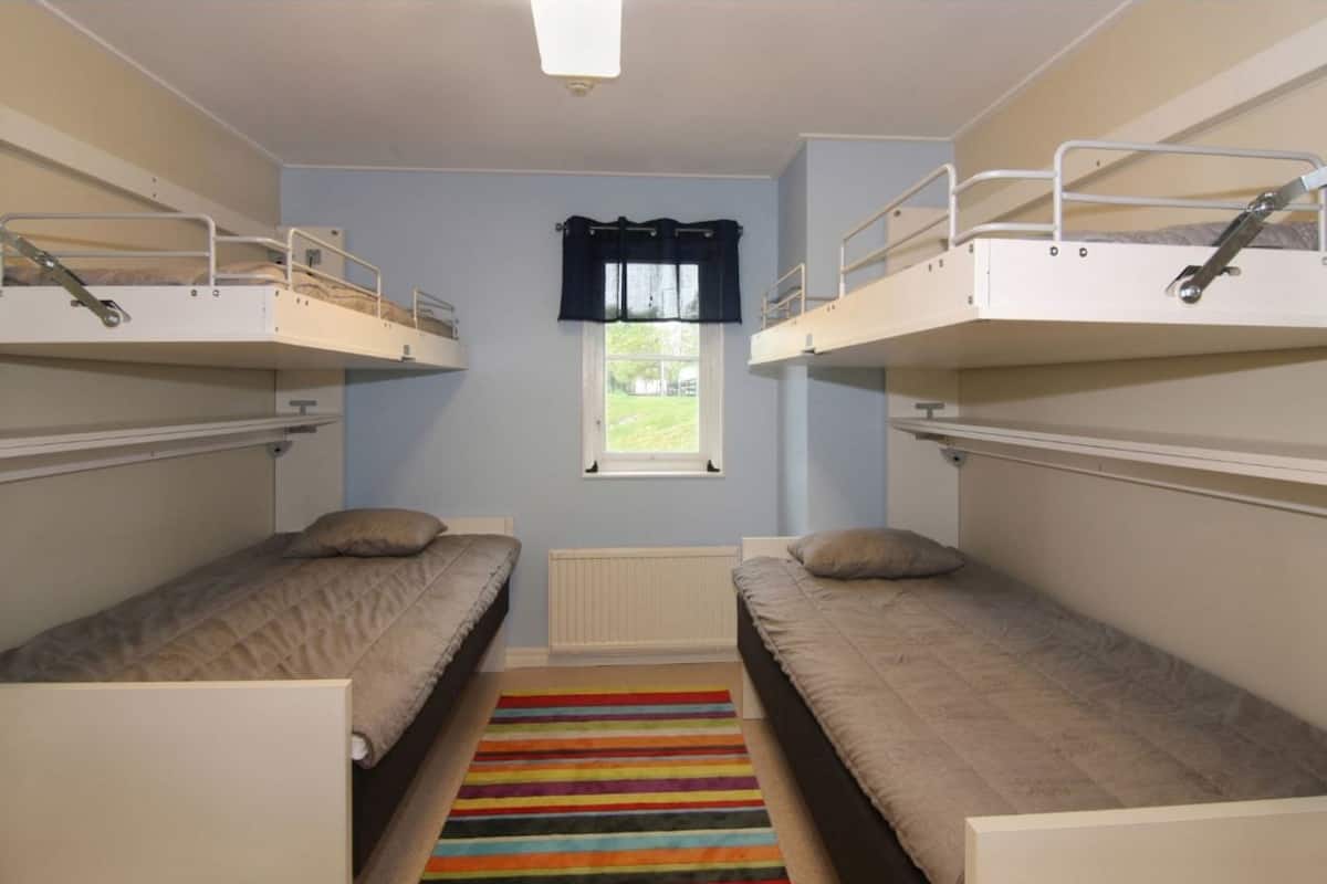 2 bedrooms, free WiFi